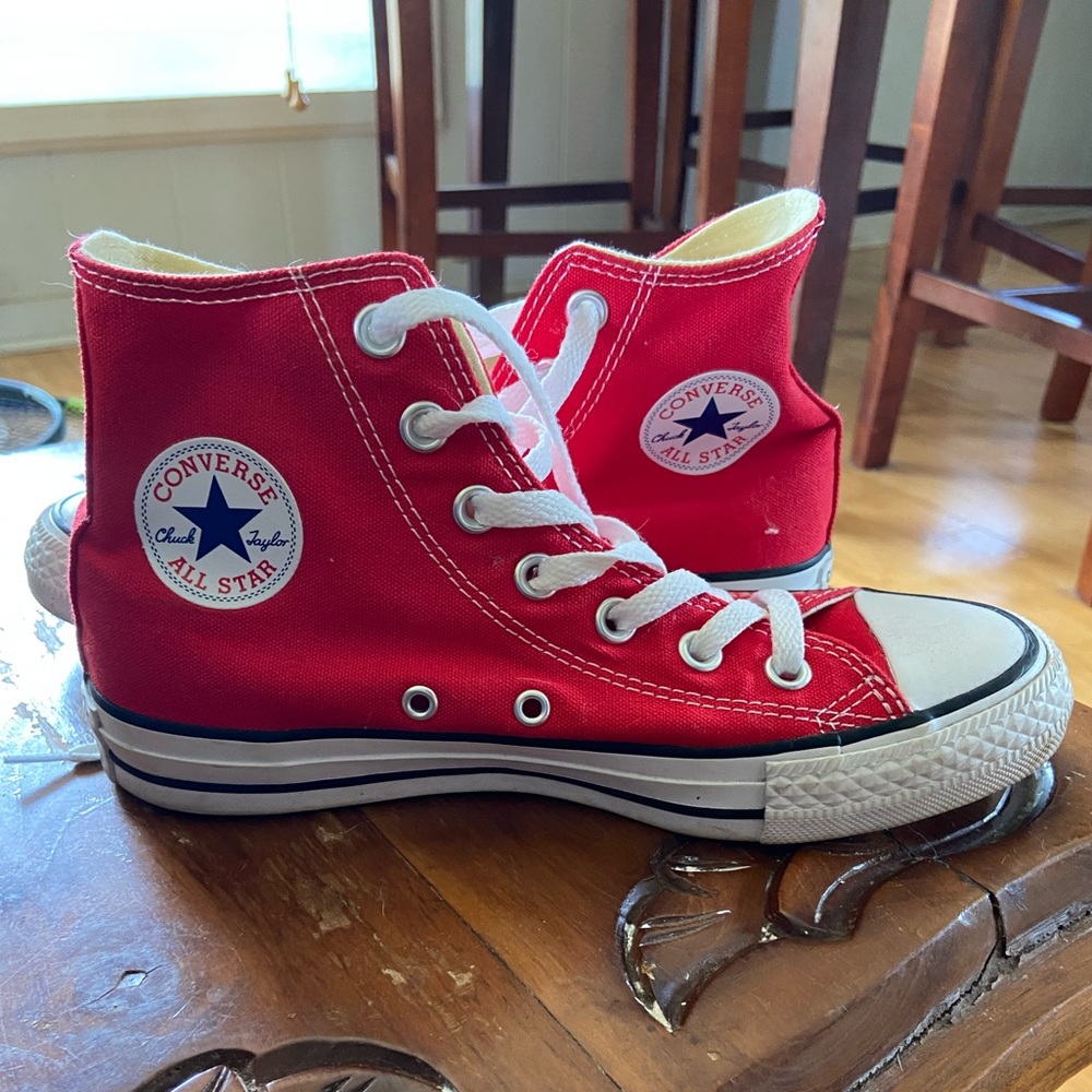 Red converse